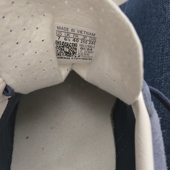 Adidas Gazelle Suede Blue and Coral Sneakers - Picture 8 of 8